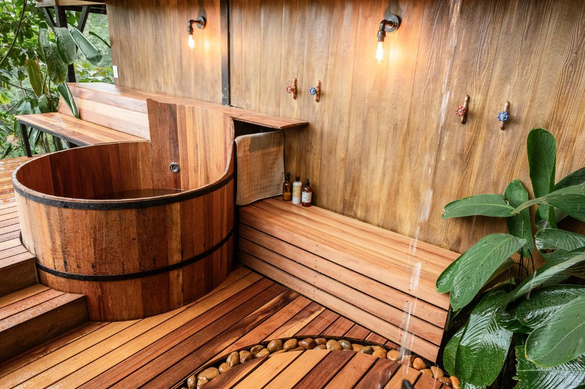 Tominejo Ecolodge - Casas En Los Arboles Neira Luaran gambar