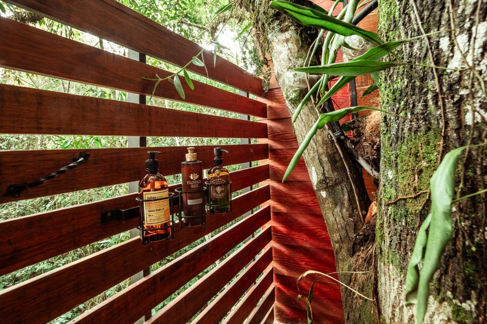 Tominejo Ecolodge - Casas En Los Arboles Neira Luaran gambar